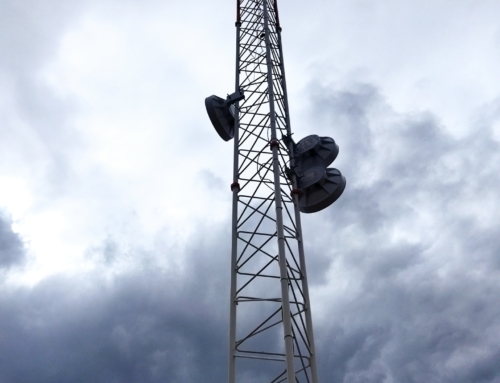 Instalación de torre arriostrada 12 metros para radio enlaces Burgos
